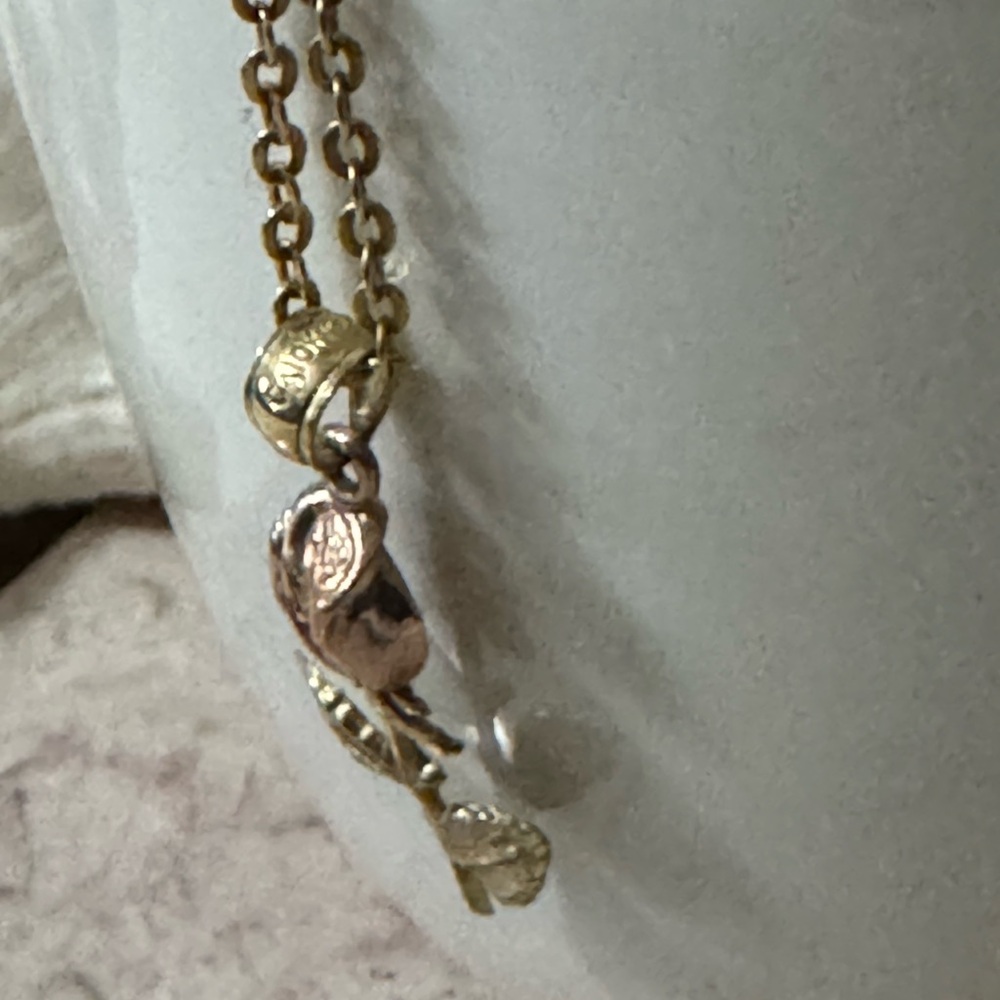 Like New Necklace-Single Rose Detail-2 Toned Yellow Gold/Rose Gold with Chain - Picture 8 of 15